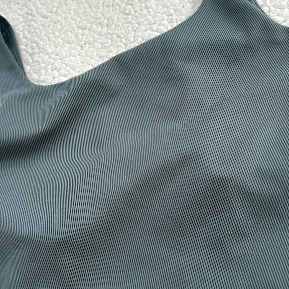 90 Degree by Reflex Ribbed Cropped Crop Tank Top, Size small - Picture 2 of 6